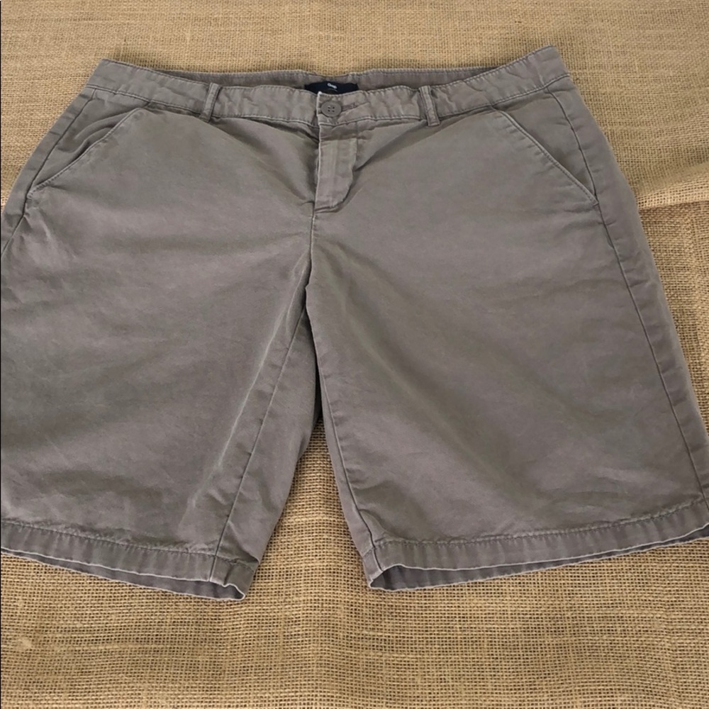GAP Original Khaki Shorts- Washed, Vintage Brown color- women’s size 6 - Picture 2 of 5